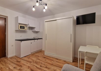 mieszkanie na wynajem - Gliwice, Łabędy, Partyzantów